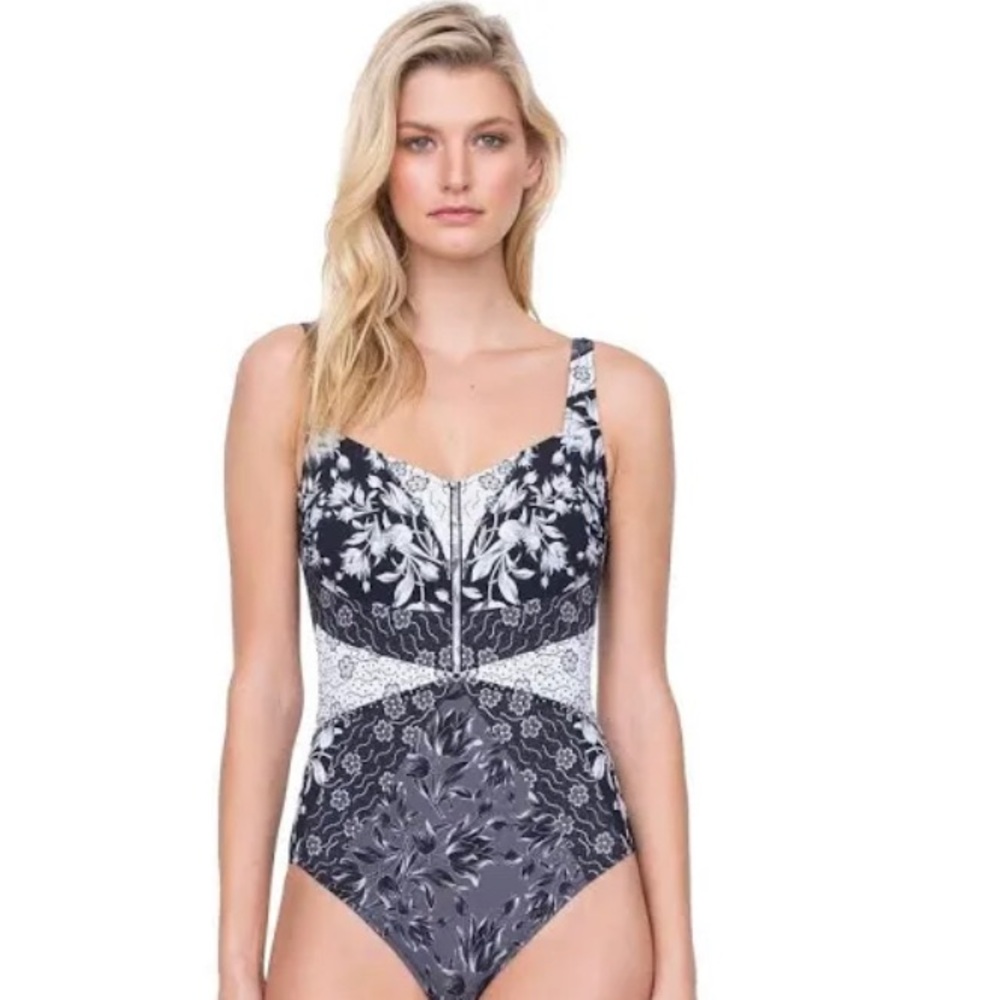 NWT GOTTEX Camellia Square Neck‎ One Piece Swimsuit!